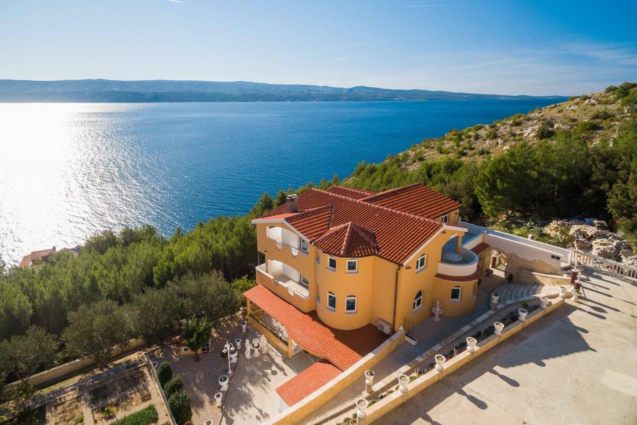 לוקבה Villa Contessa מראה חיצוני תמונה