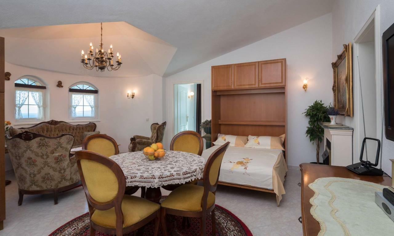 לוקבה Villa Contessa מראה חיצוני תמונה