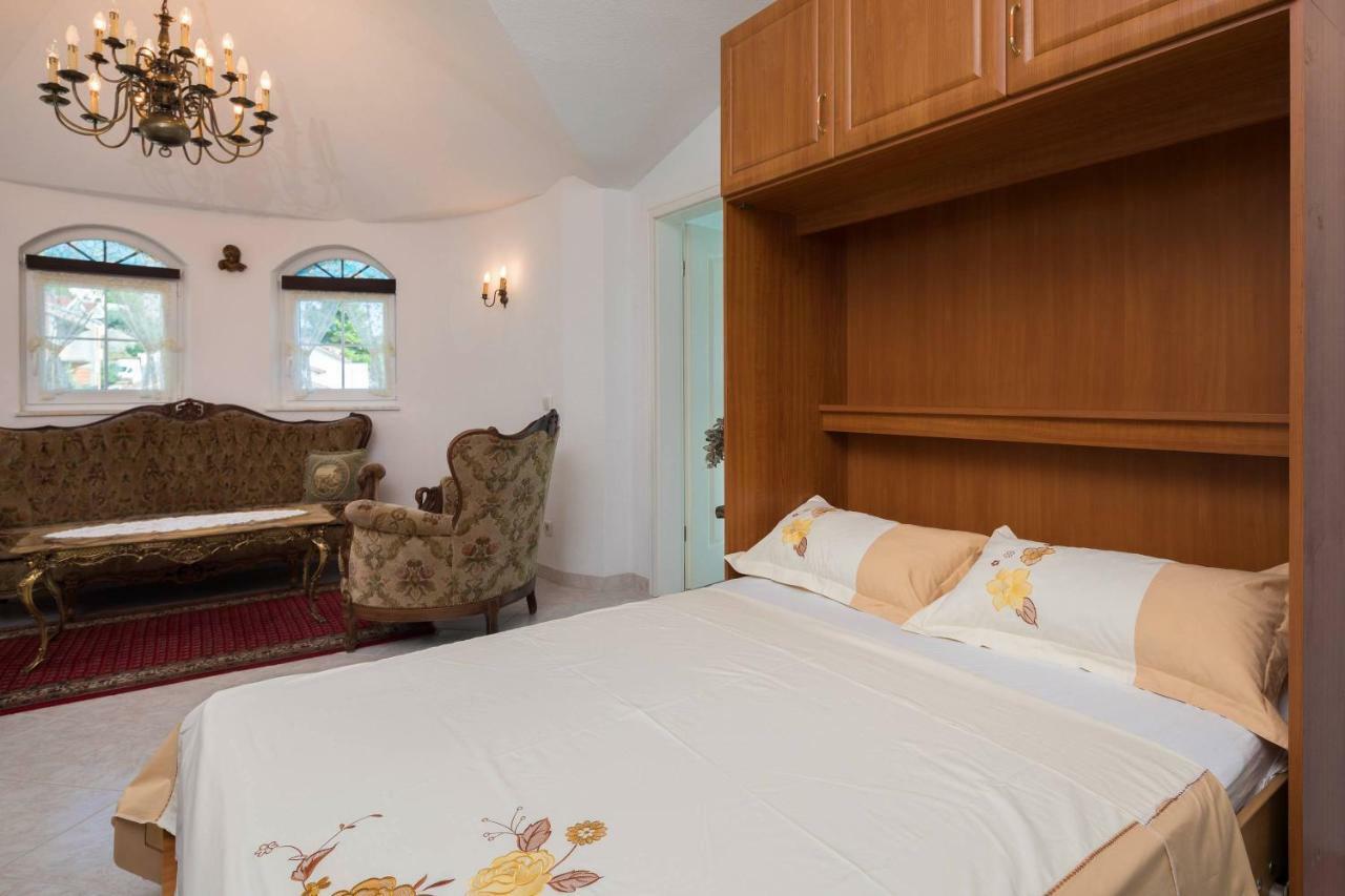 לוקבה Villa Contessa מראה חיצוני תמונה