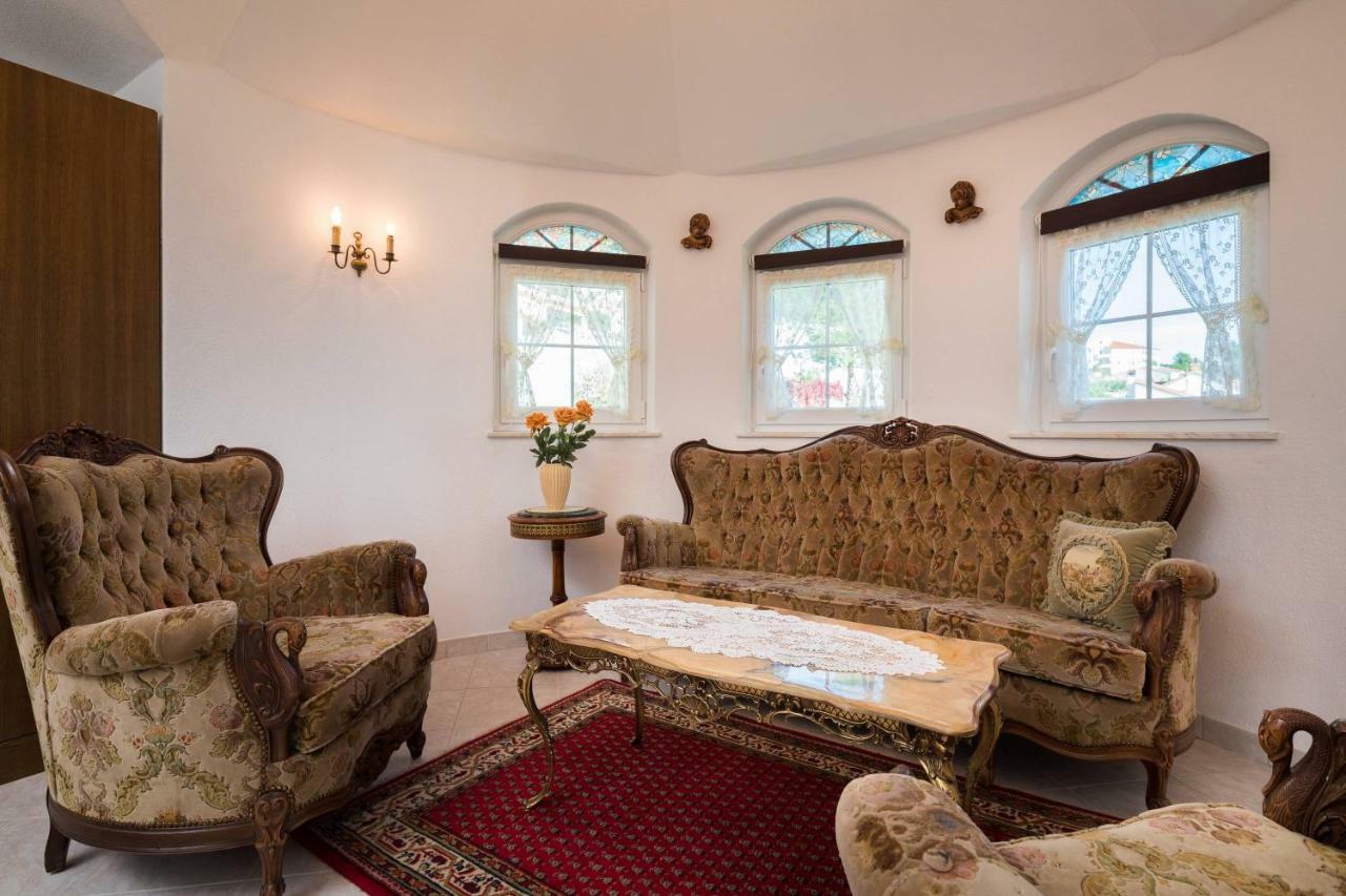 לוקבה Villa Contessa מראה חיצוני תמונה