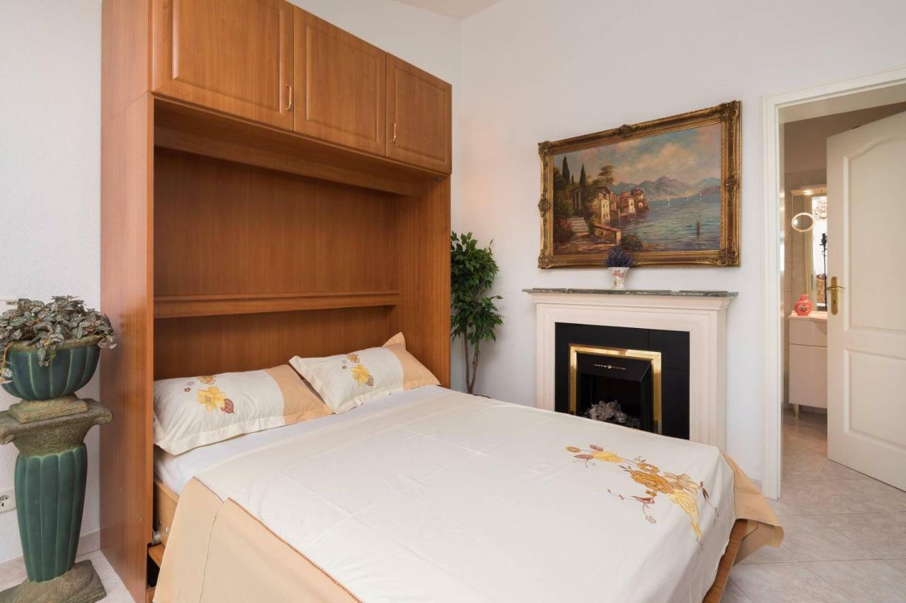 לוקבה Villa Contessa מראה חיצוני תמונה