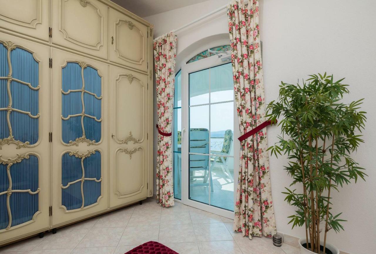 לוקבה Villa Contessa מראה חיצוני תמונה